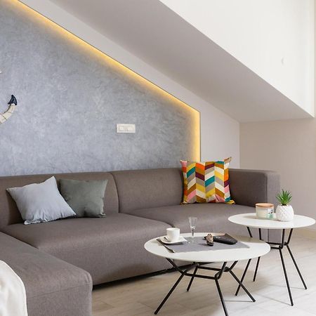 Potter - Penthouse With Sea View & 2 Parking Places Promajna Exterior photo